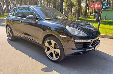 Porsche Cayenne  2011