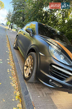 Porsche Cayenne  2010