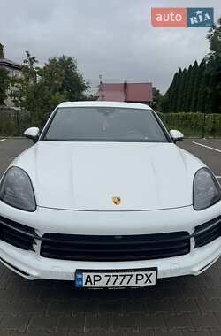 Porsche Cayenne  2021