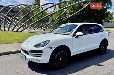 Porsche Cayenne  2013