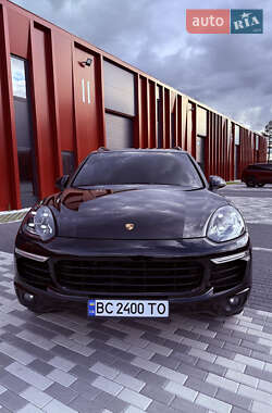 Porsche Cayenne  2017