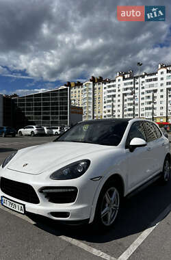 Porsche Cayenne  2011