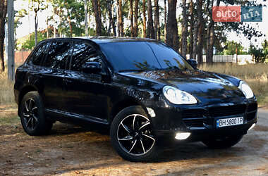 Porsche Cayenne  2004