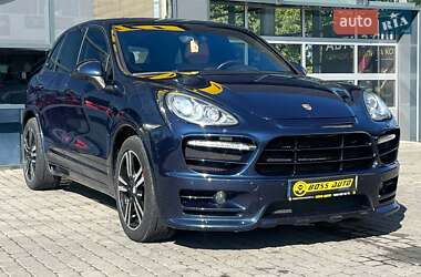 Porsche Cayenne  2012