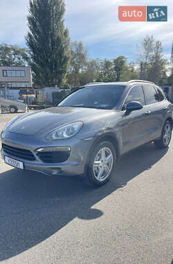 Porsche Cayenne  2010