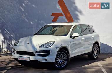Porsche Cayenne  2011