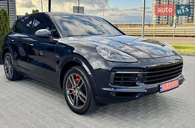 Porsche Cayenne  2019