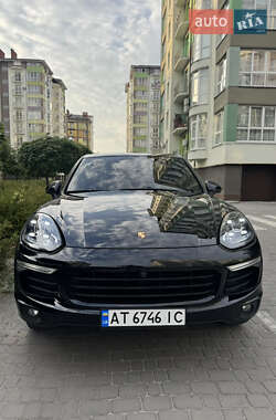 Porsche Cayenne  2015
