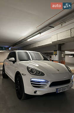 Porsche Cayenne  2013