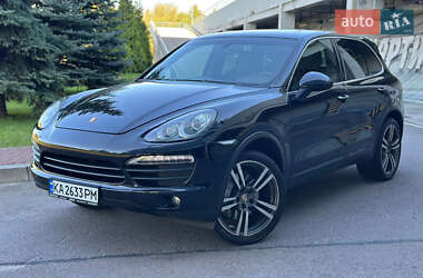 Porsche Cayenne  2012