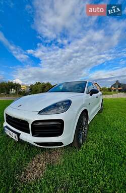 Porsche Cayenne  2020