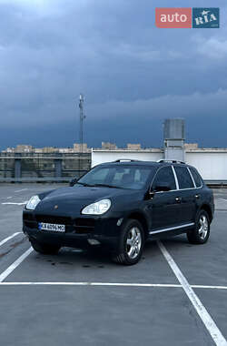 Porsche Cayenne  2004