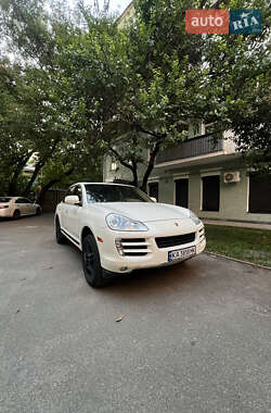 Porsche Cayenne  2008
