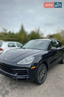 Porsche Cayenne  2019