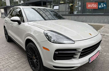 Porsche Cayenne  2020