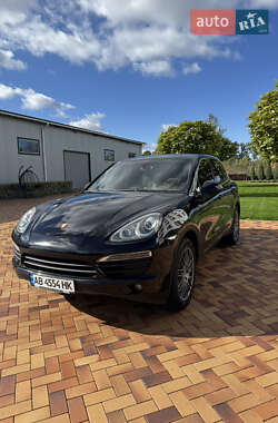 Porsche Cayenne  2012