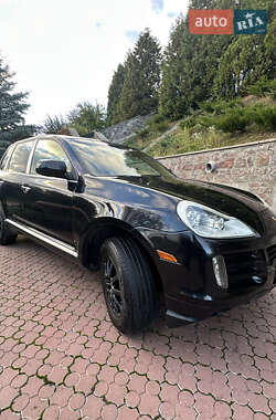 Porsche Cayenne  2008
