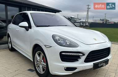 Porsche Cayenne  2013