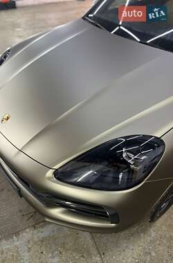 Porsche Cayenne  2018