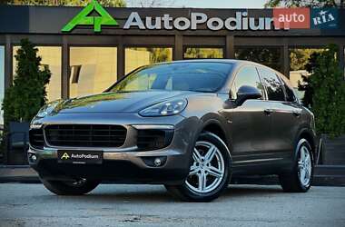 Porsche Cayenne  2016