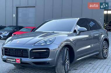 Porsche Cayenne  2019