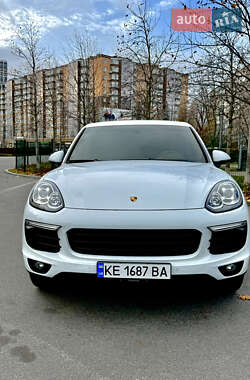 Porsche Cayenne  2016
