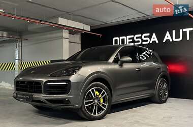Porsche Cayenne  2018