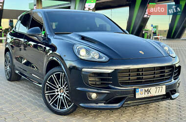Porsche Cayenne  2015