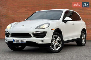 Porsche Cayenne  2013