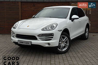 Porsche Cayenne  2013