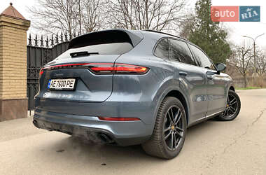 Porsche Cayenne 2019