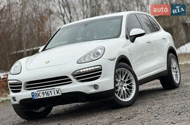 Porsche Cayenne  2014
