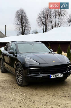 Porsche Cayenne  2022
