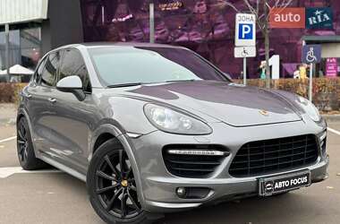 Porsche Cayenne 2012