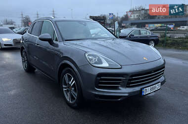 Porsche Cayenne 2022