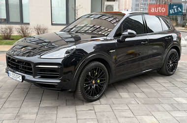 Porsche Cayenne  2018