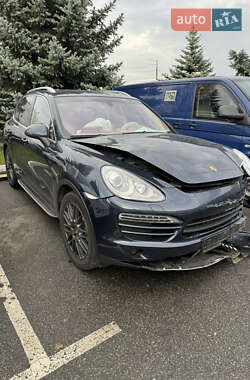 Porsche Cayenne  2013