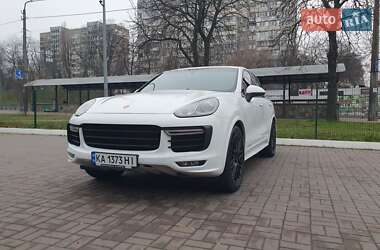 Porsche Cayenne  2015