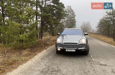 Porsche Cayenne  2005