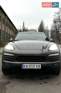 Porsche Cayenne  2013