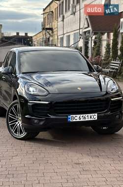 Porsche Cayenne  2017