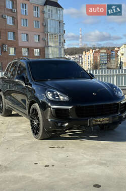 Porsche Cayenne  2015