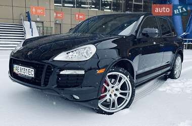 Porsche Cayenne  2010