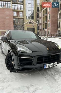 Porsche Cayenne 2022