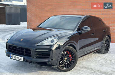 Porsche Cayenne  2022