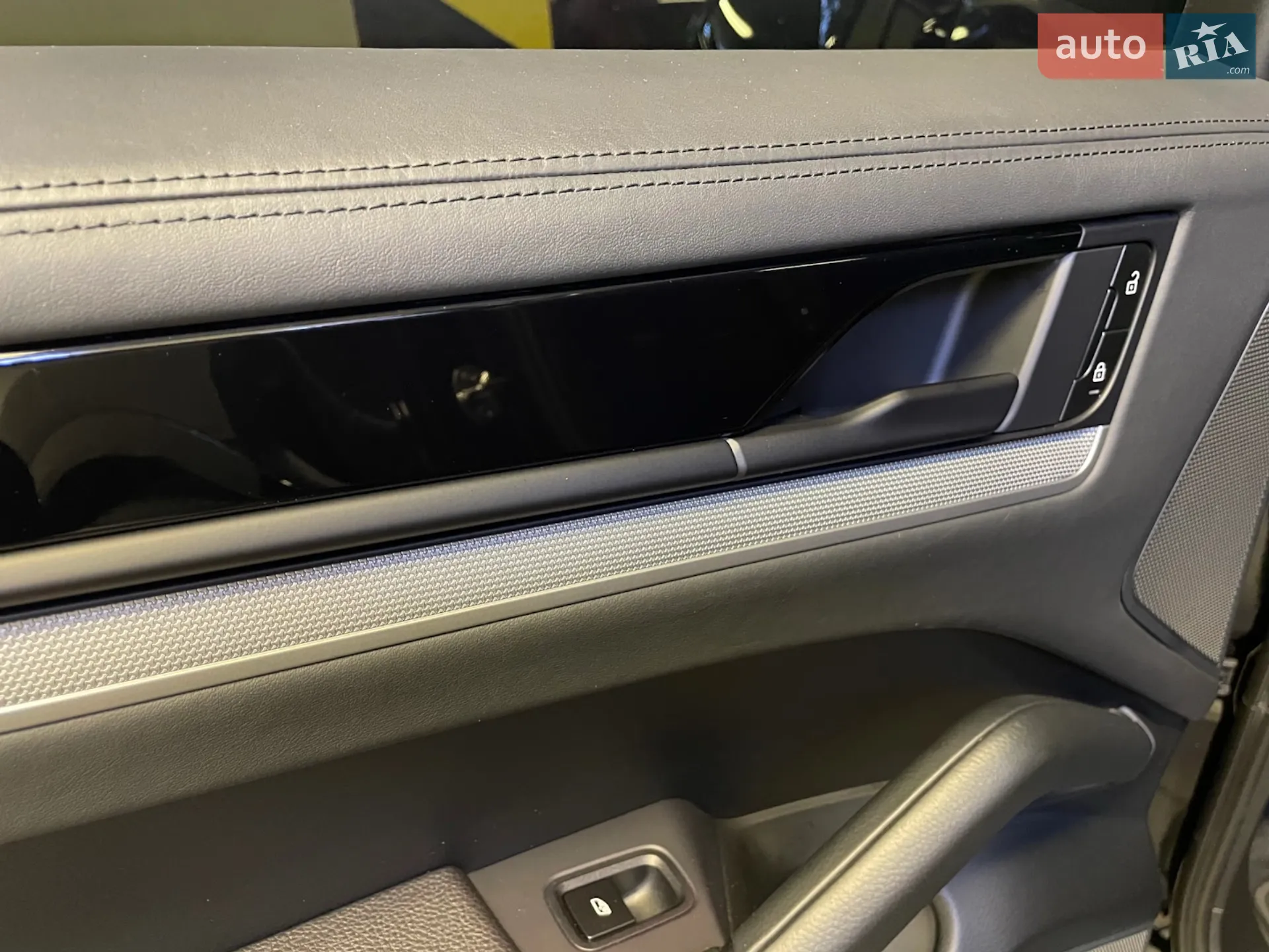 Porsche Cayenne 2023 VIN WP1ZZZ9YZRDA01873 фото оголошення 46 з 87