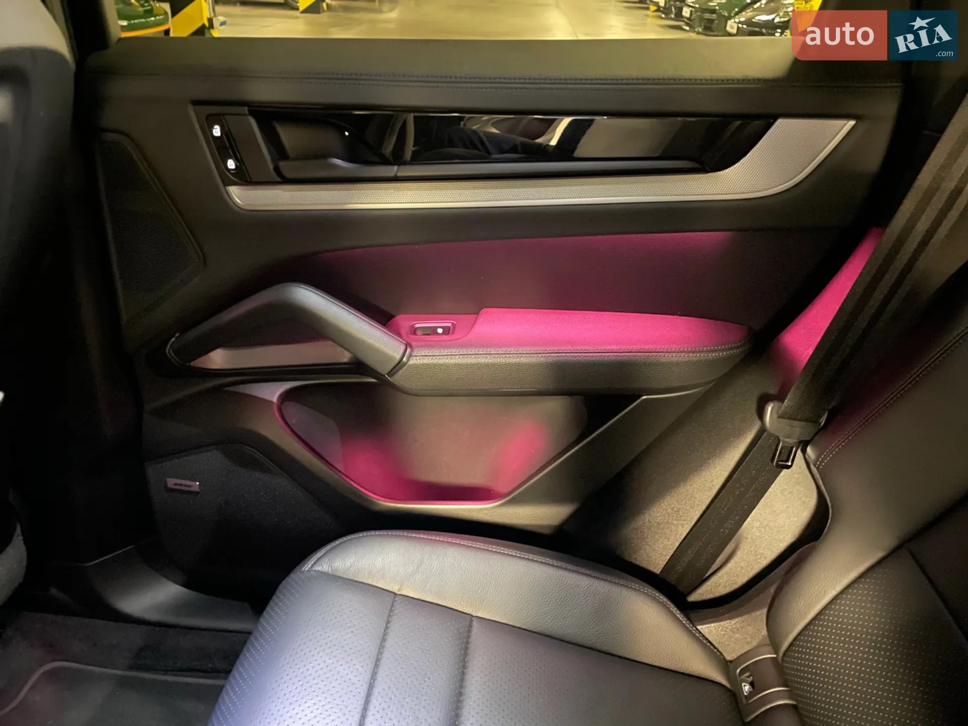 Porsche Cayenne 2023 VIN WP1ZZZ9YZRDA01873 фото оголошення 51 з 87
