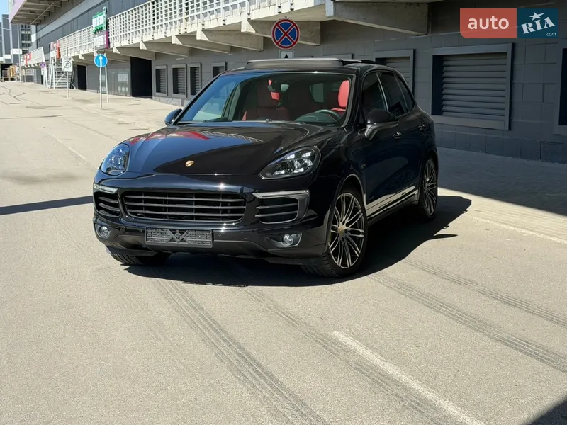 Porsche Cayenne 2016