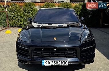 Porsche Cayenne  2021