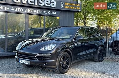 Porsche Cayenne  2013